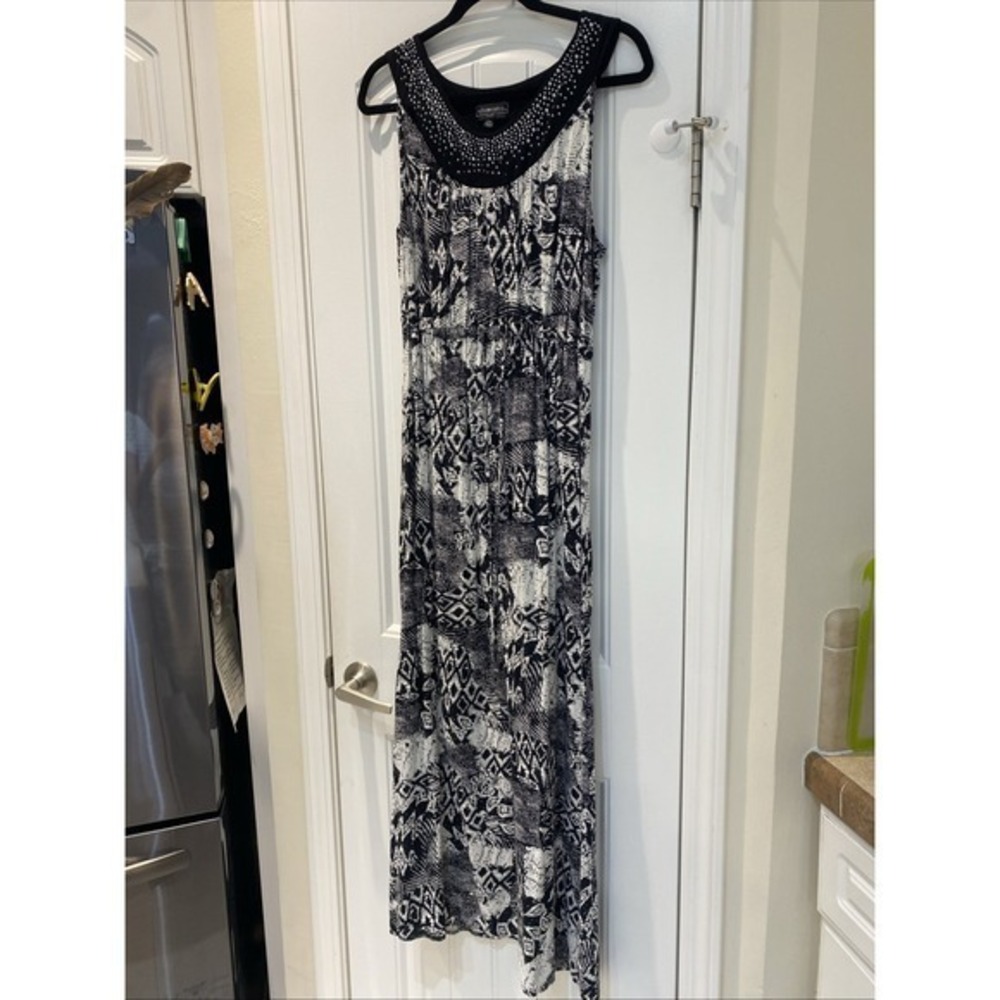 Elementz Petite XL Dress Black and White Silver Metallic Yolk